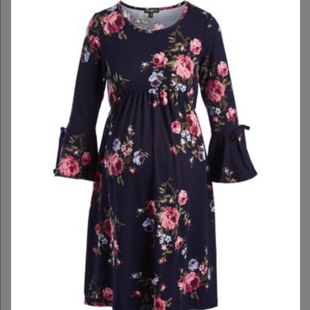 Maternity dress, perfect for any occasion